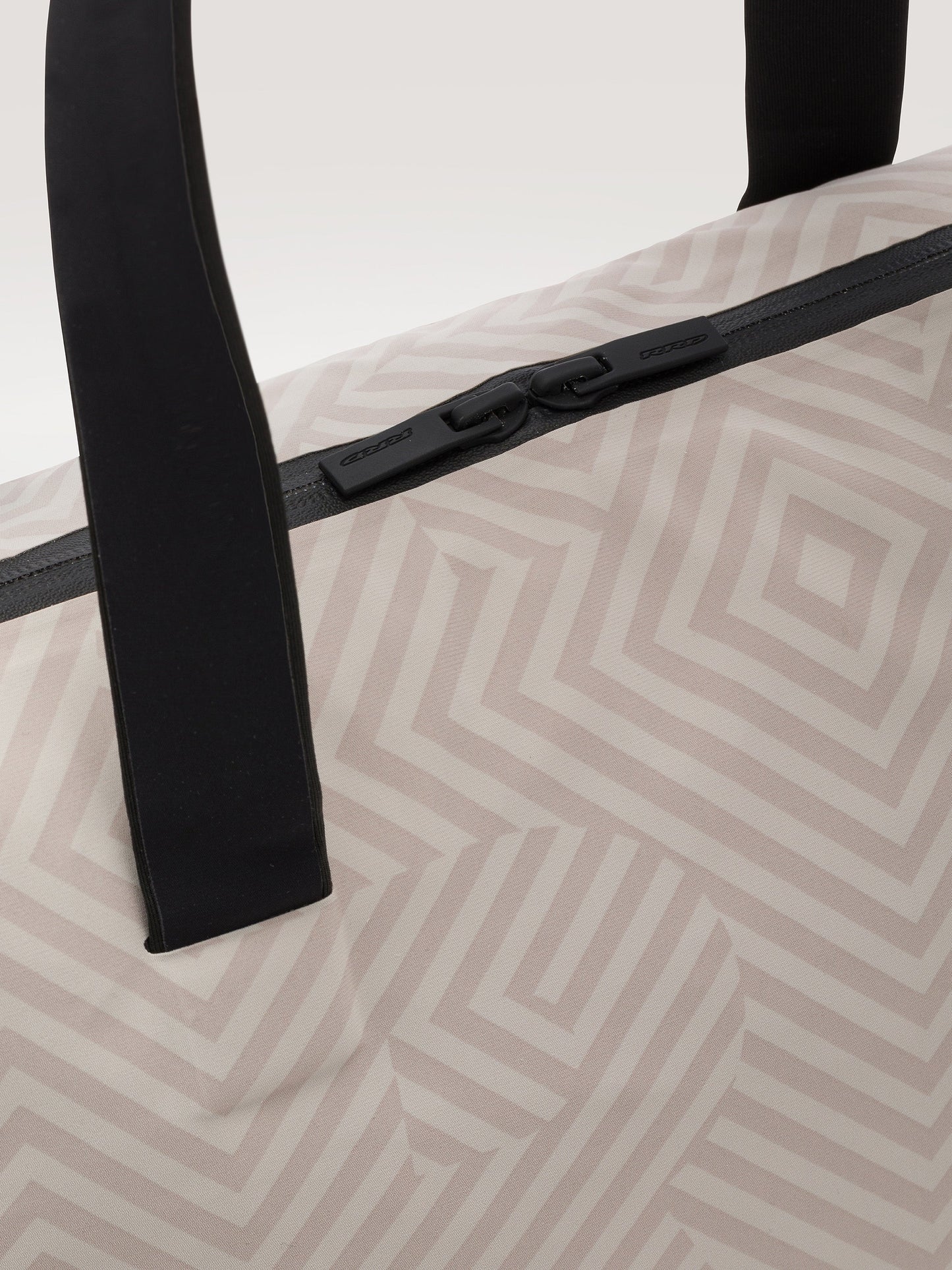 Razzle Dazzle Small Trip Bag
