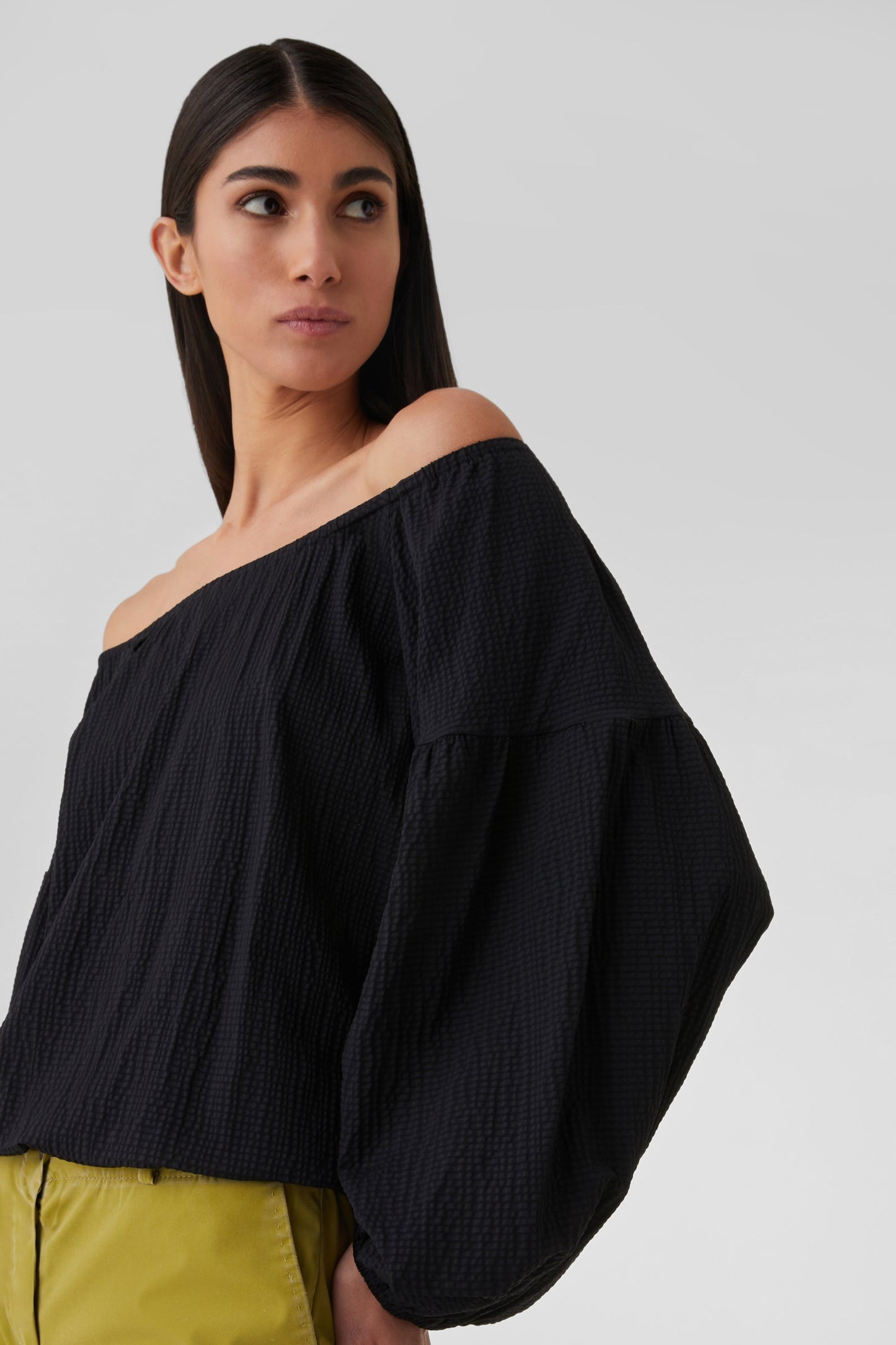 Shirty Striton Curl Lady