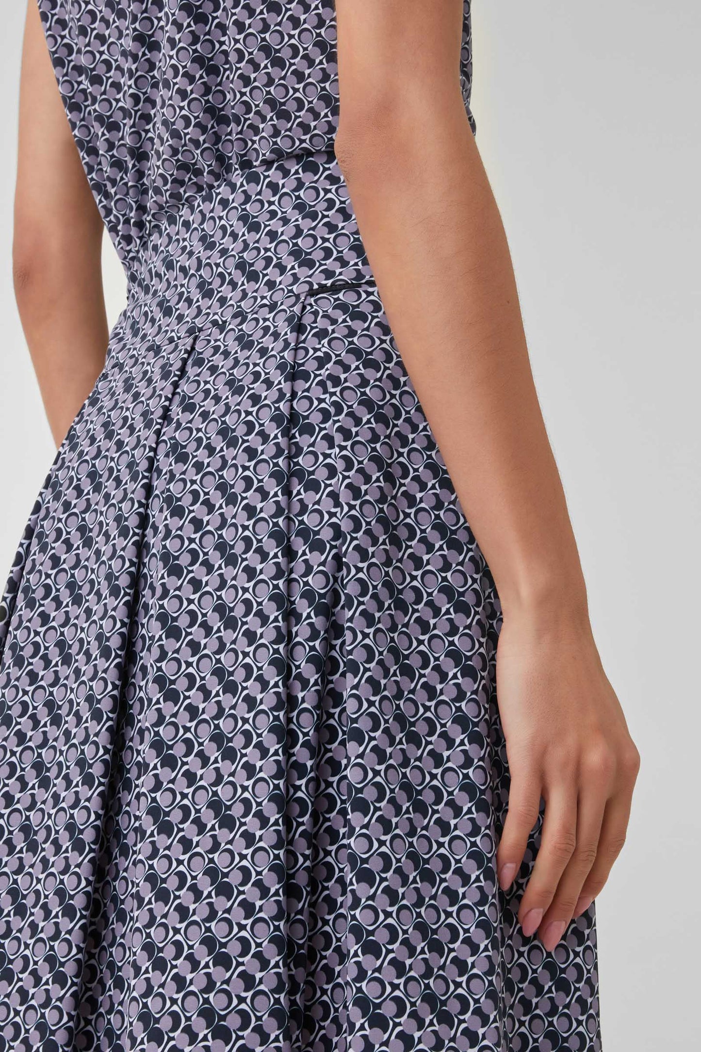 Skirt Micro Macro Fold Lady