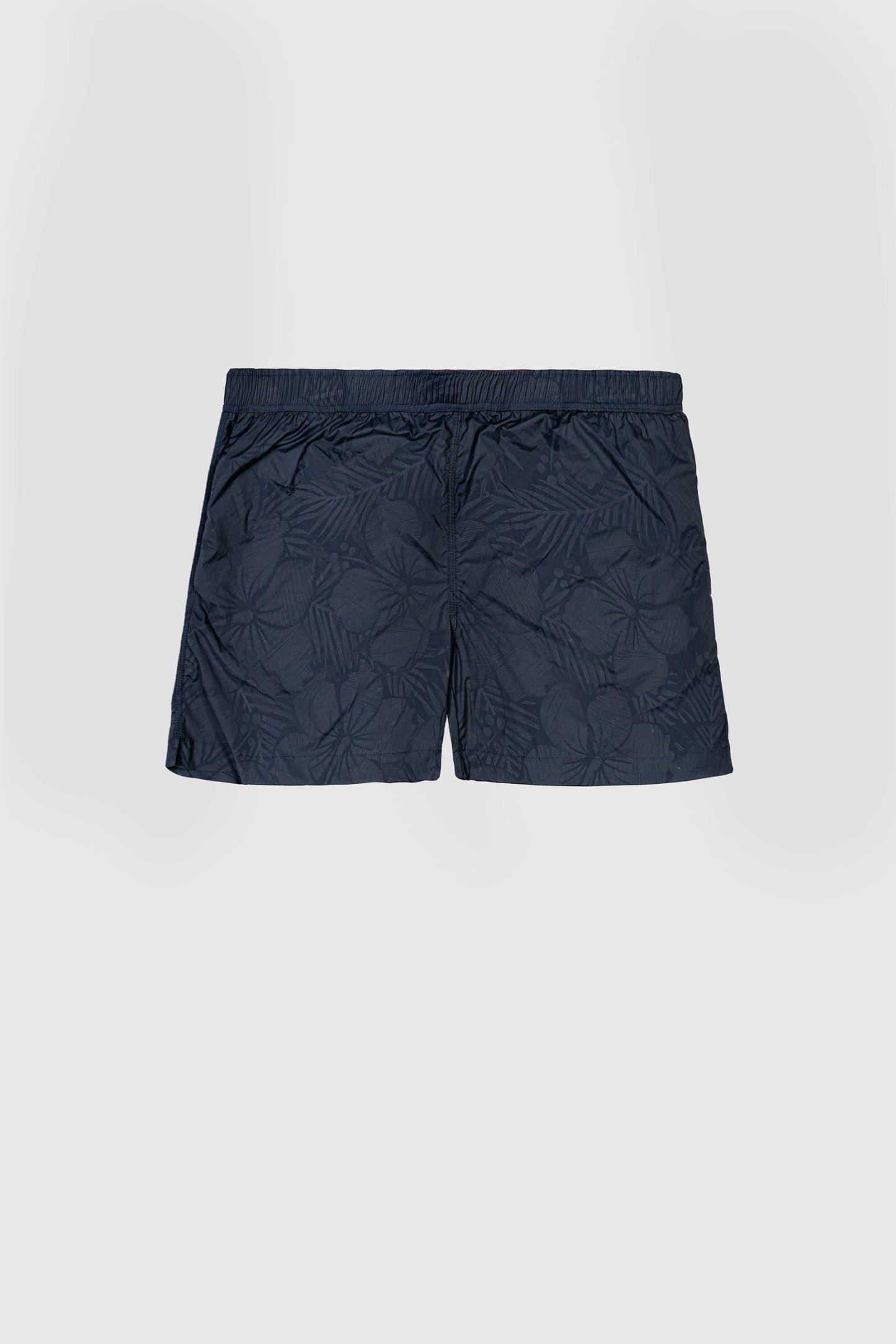 Short Beach Tramontana