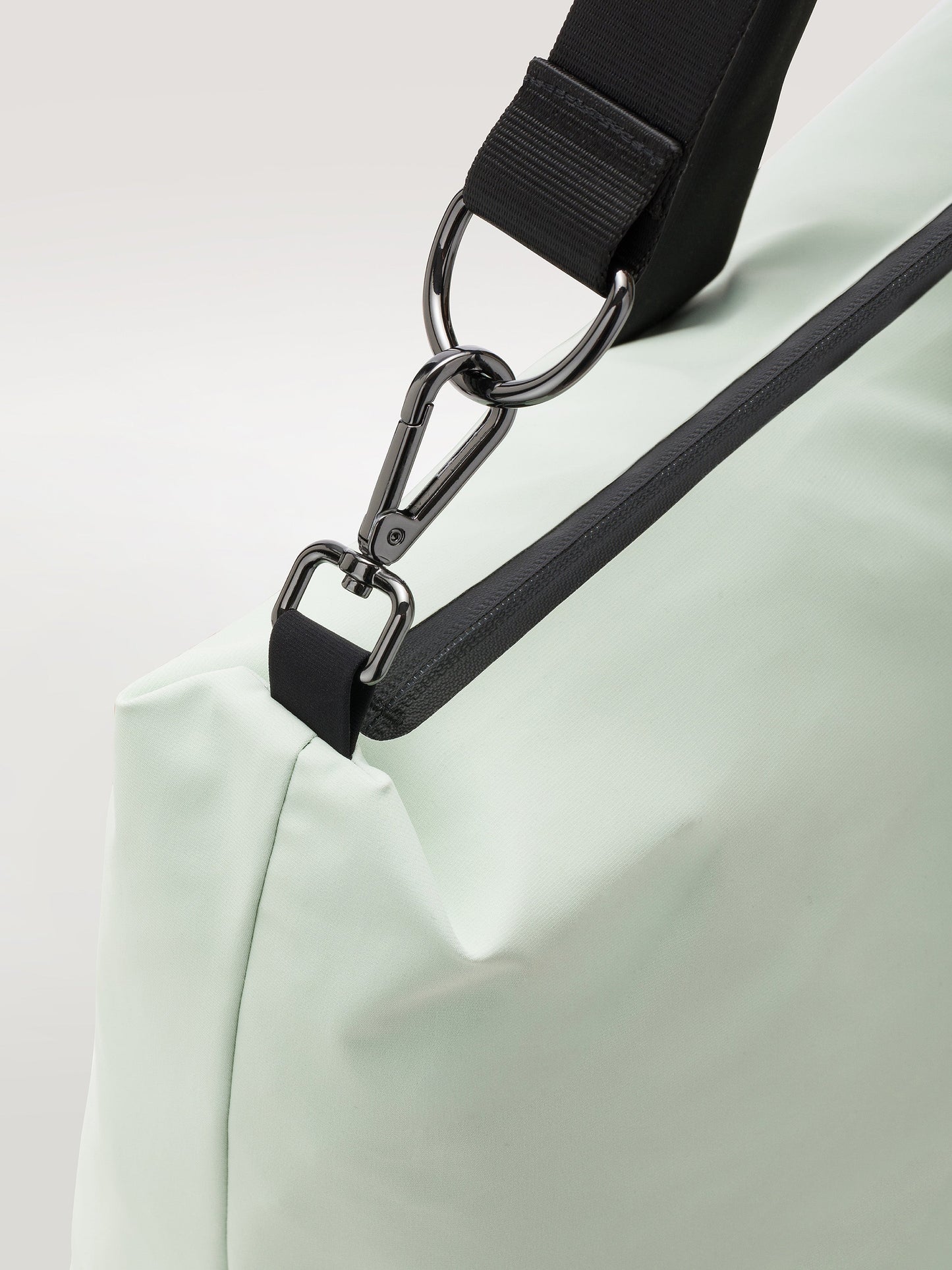 Techno Revo Trip Bag