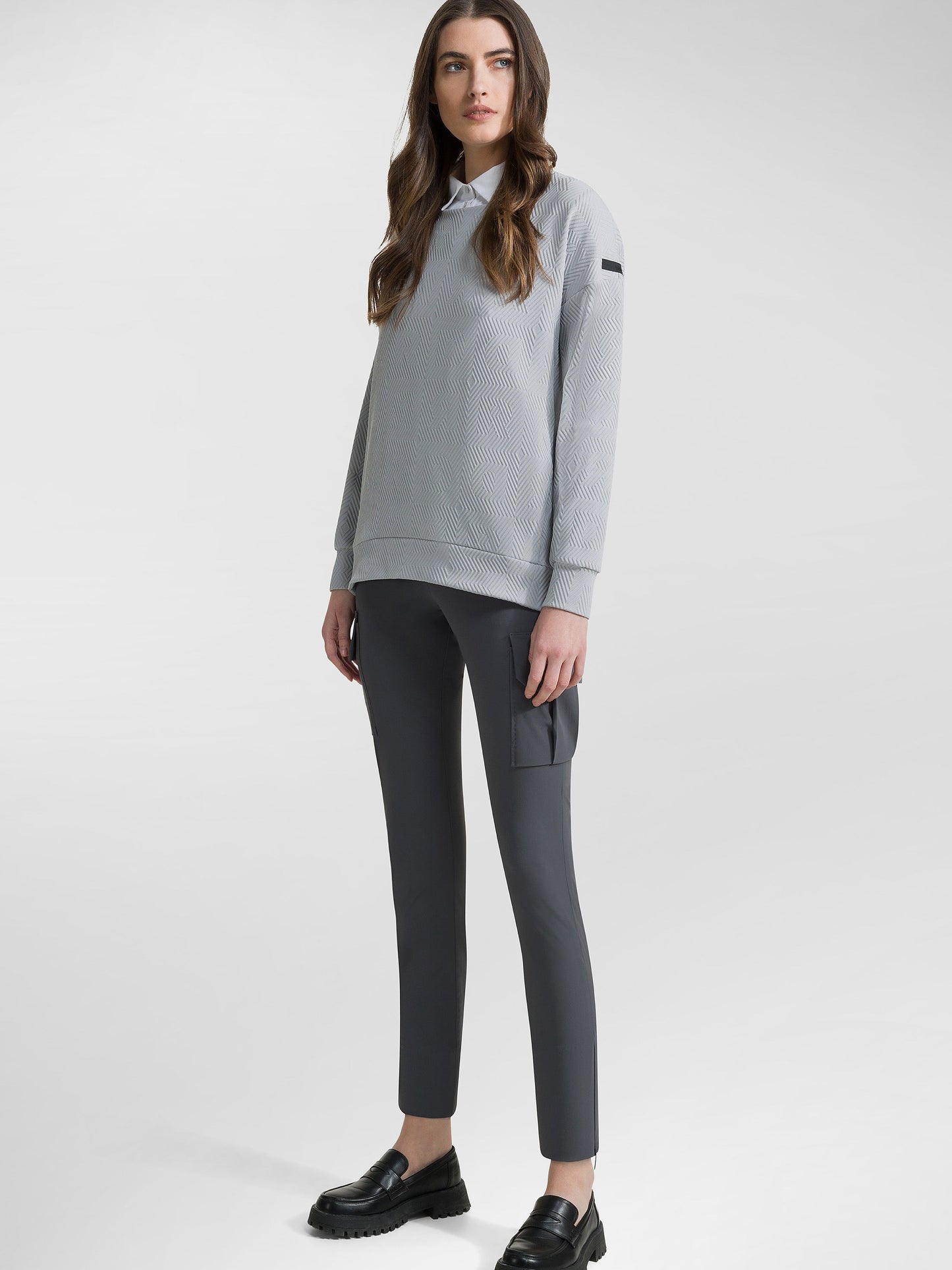 Razzle Dazzle Jacq Round Wom Fleece