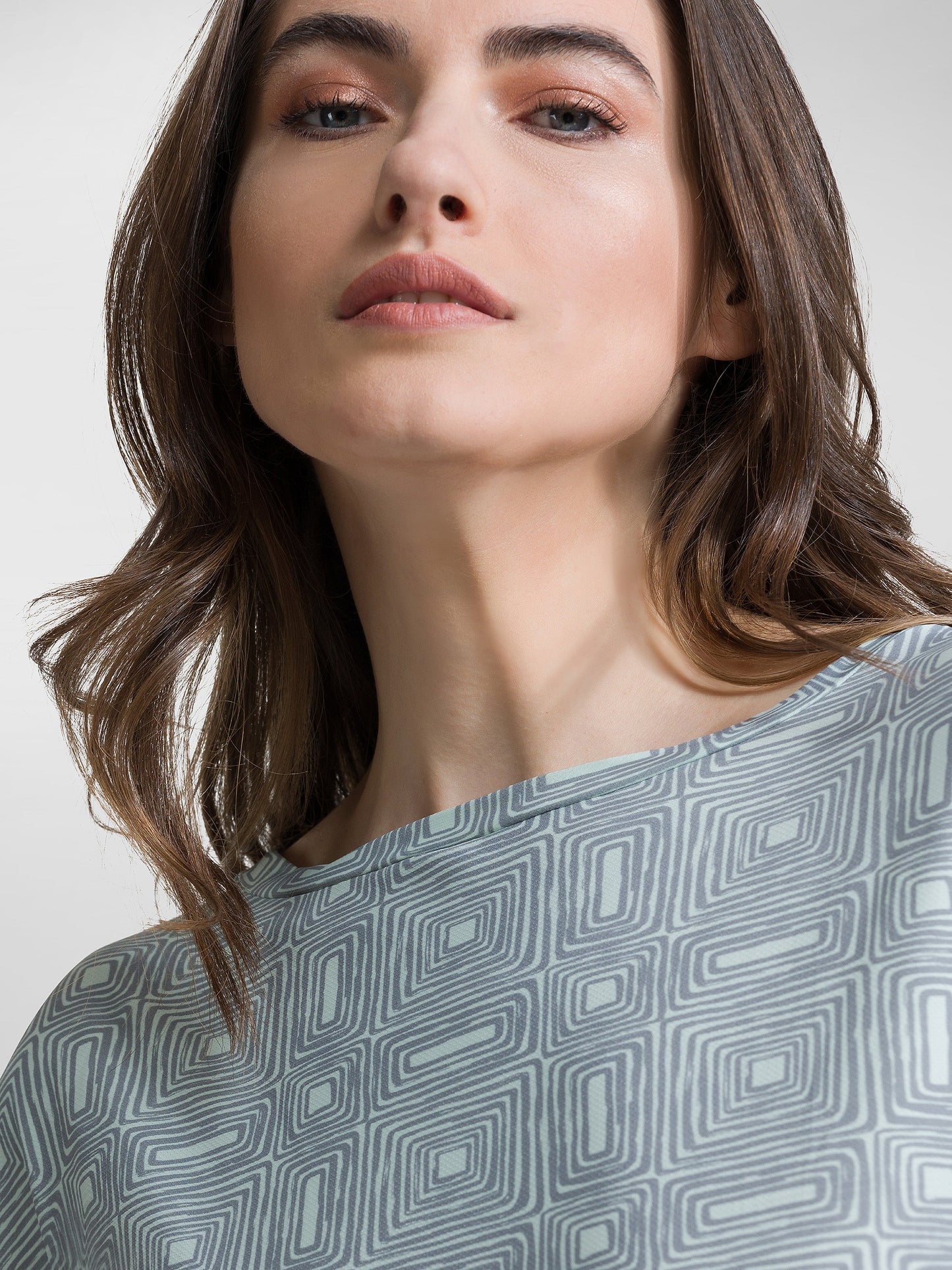 Hand Boat Wom Shirty
