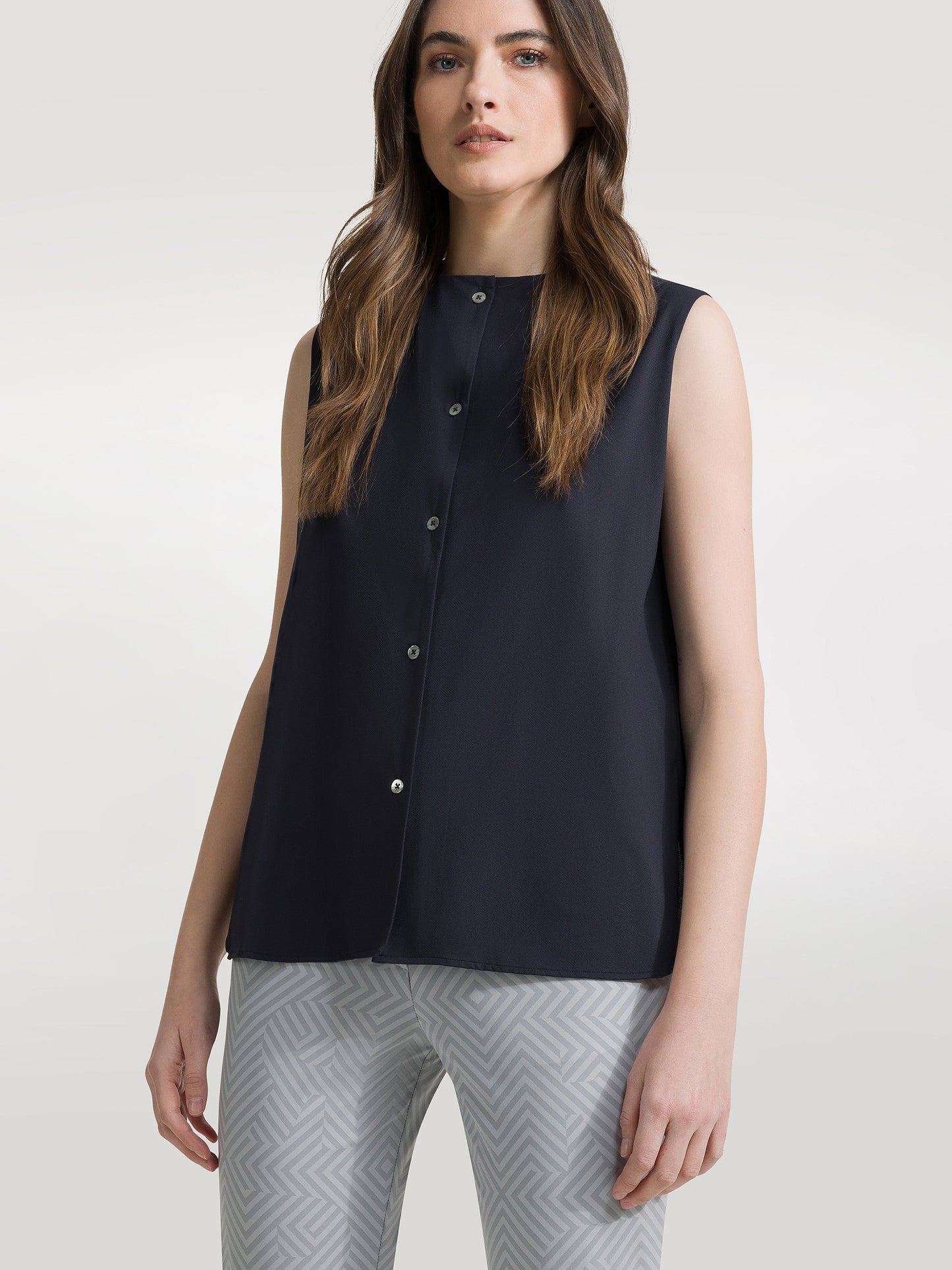 Oxford Sleeveless Wom Shirt