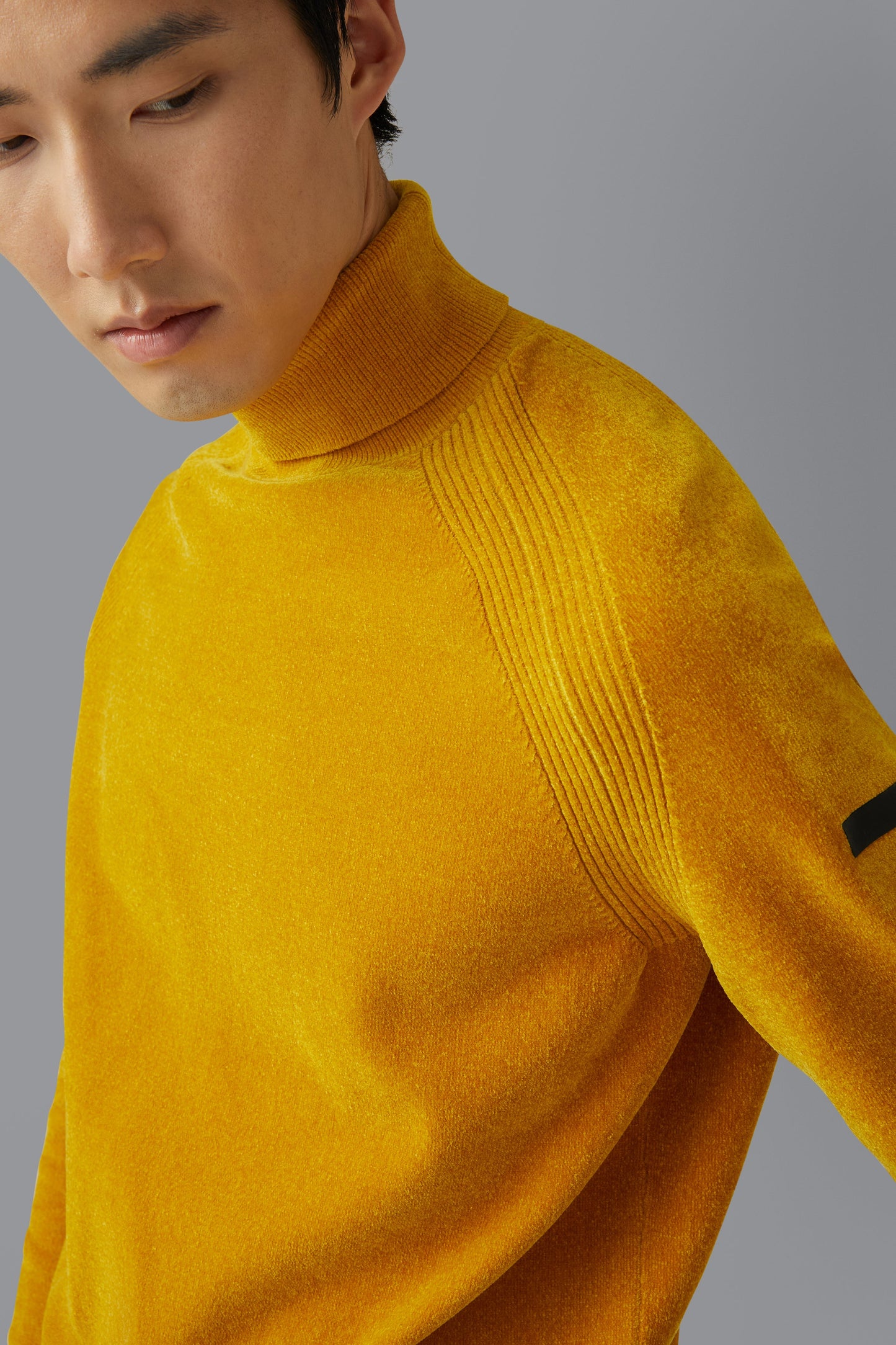 Knit Velvet Turtleneck GROUPED