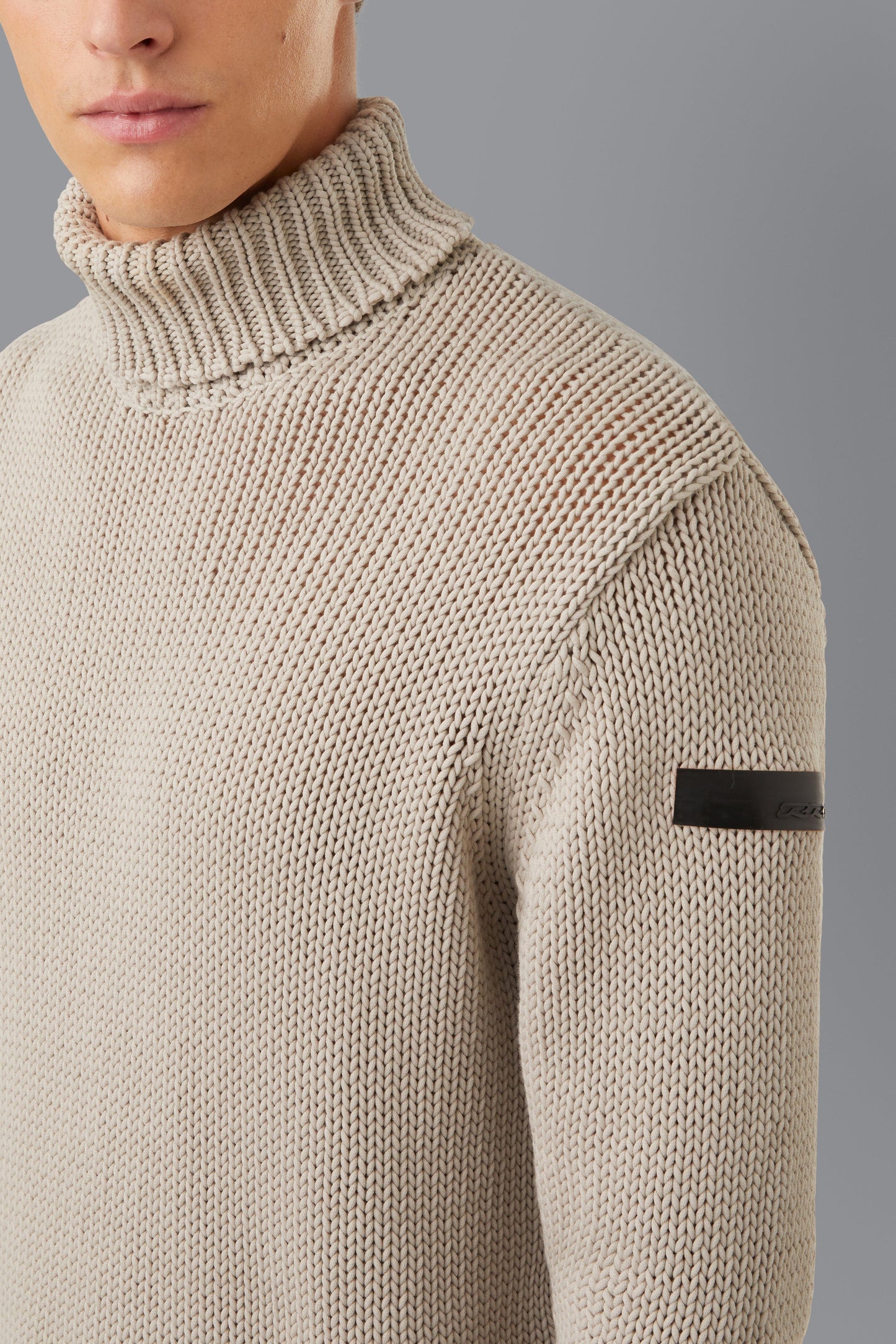 Knit Epo Turtleneck