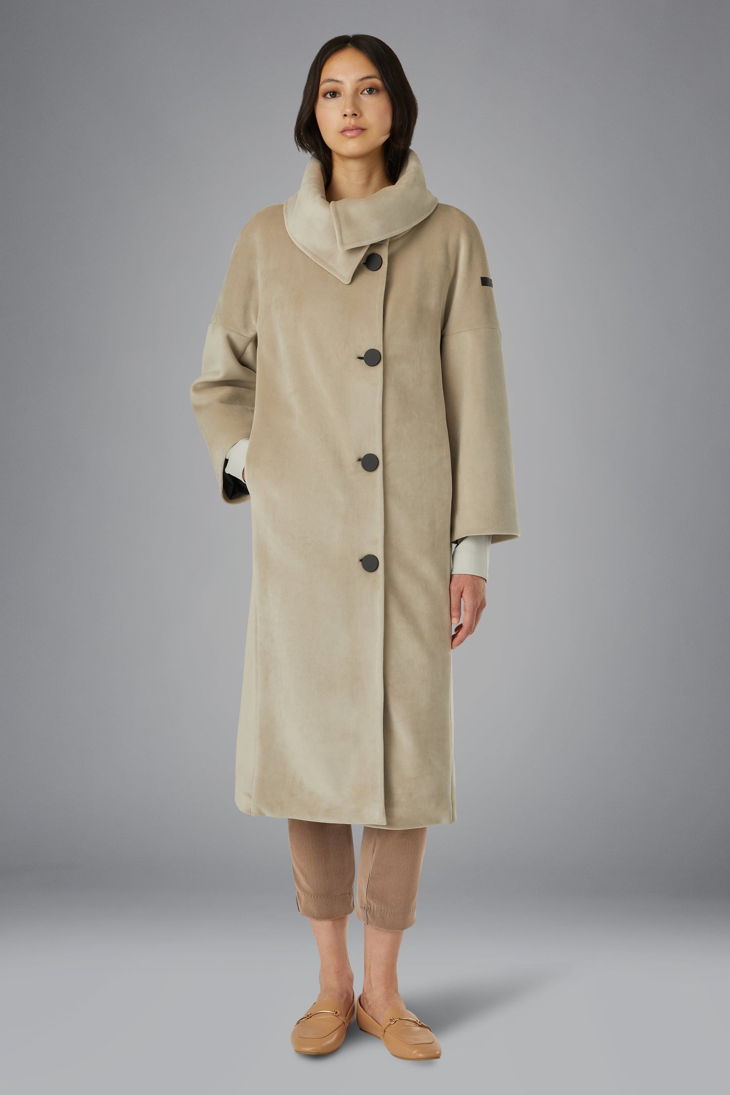 Jkt Velvet Neo Big Neck Lady