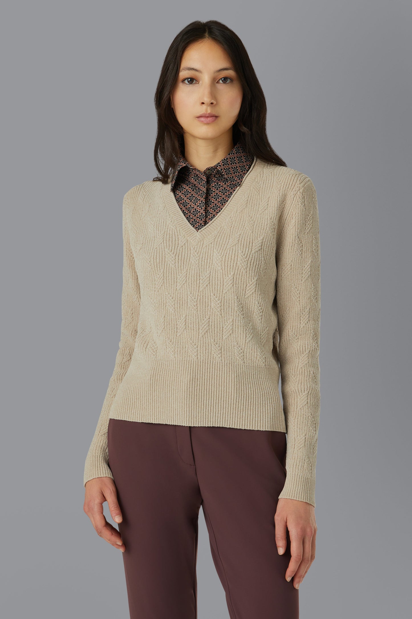 Knit Velvet V-Neck Lady