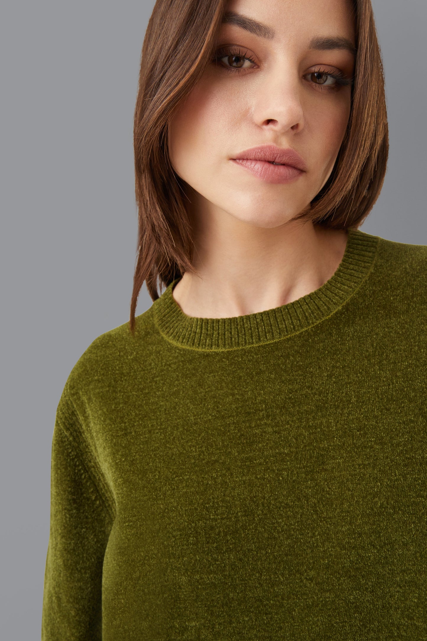 Knit Velvet Vent Round Lady