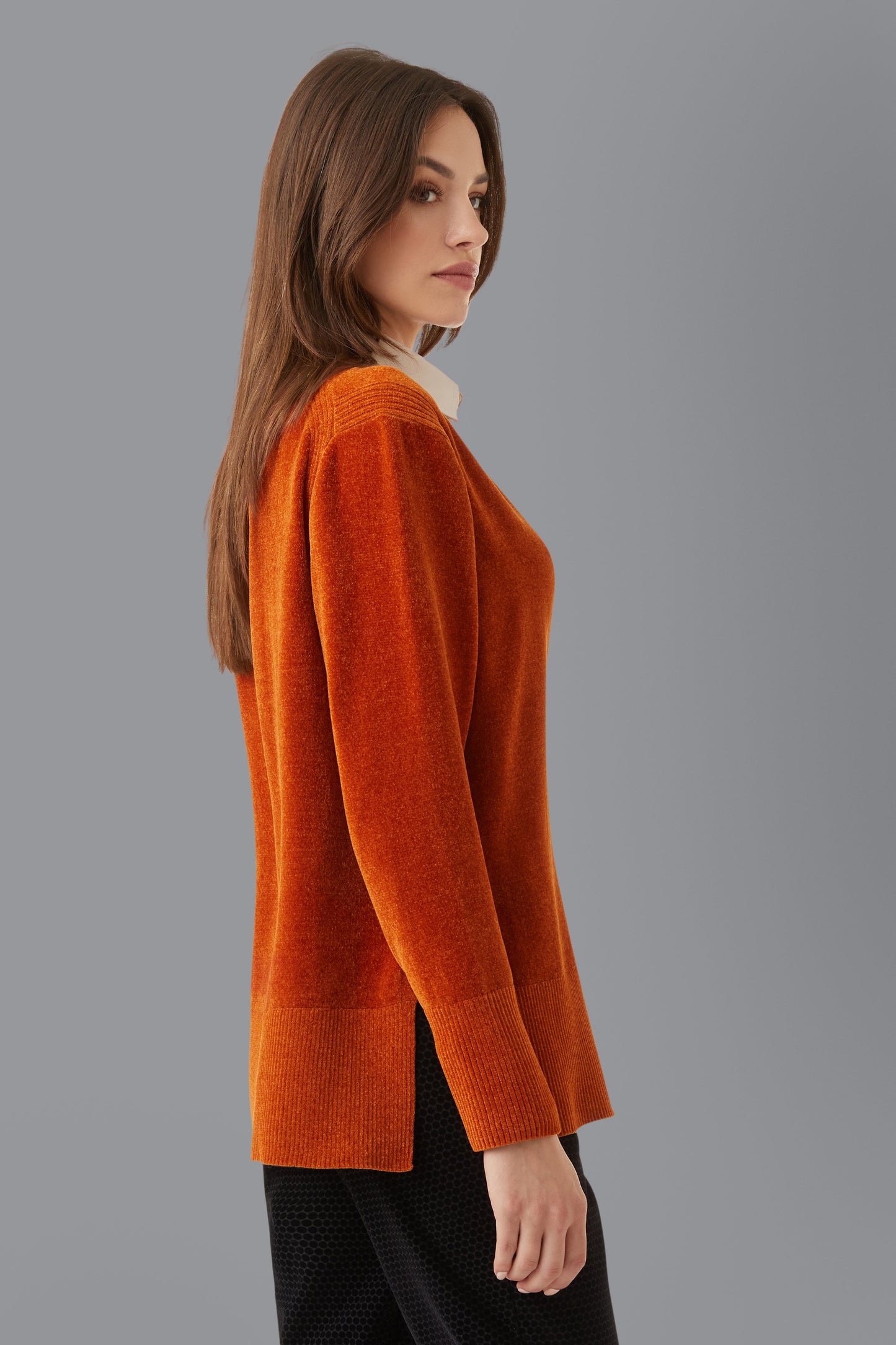 Knit Velvet Vent-Neck Lady