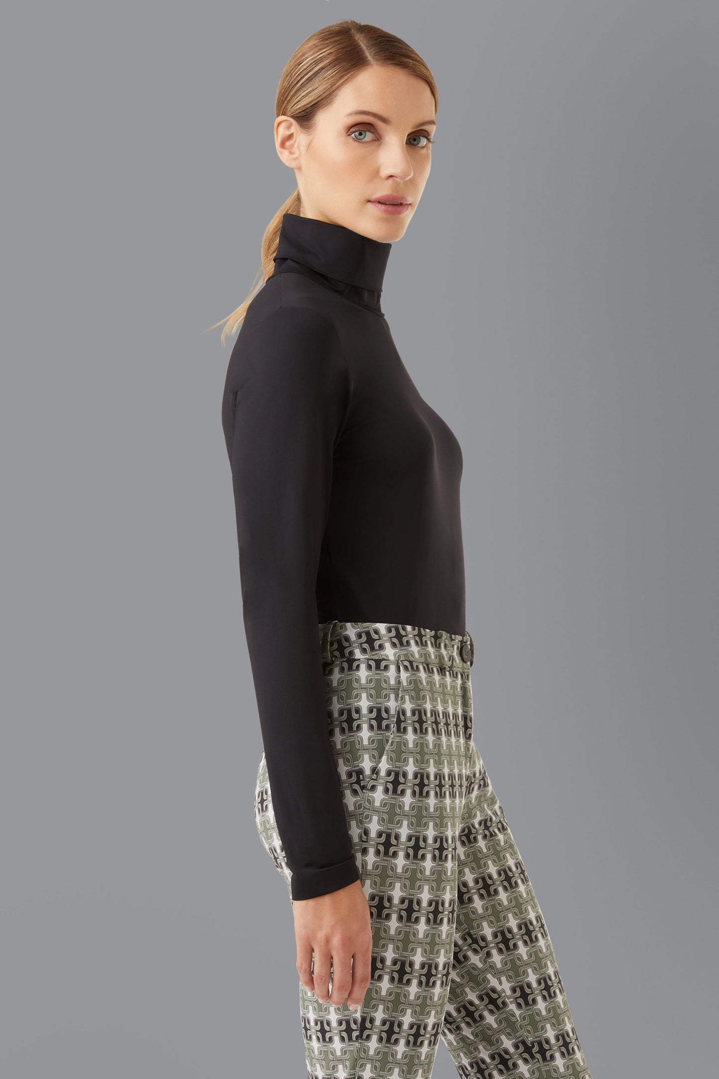 Shirty Oxford Turtleneck Lady