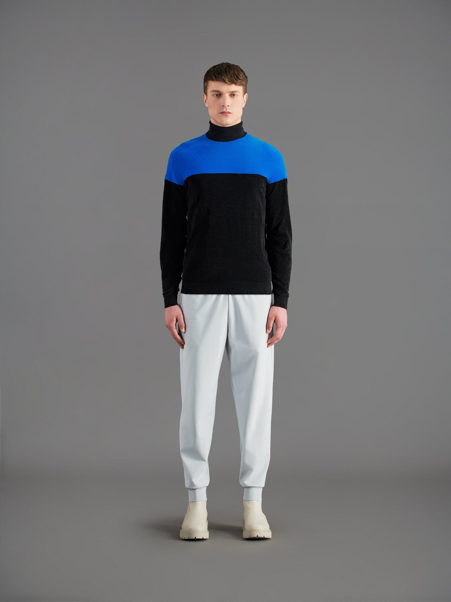 Velvet Block Round Knit