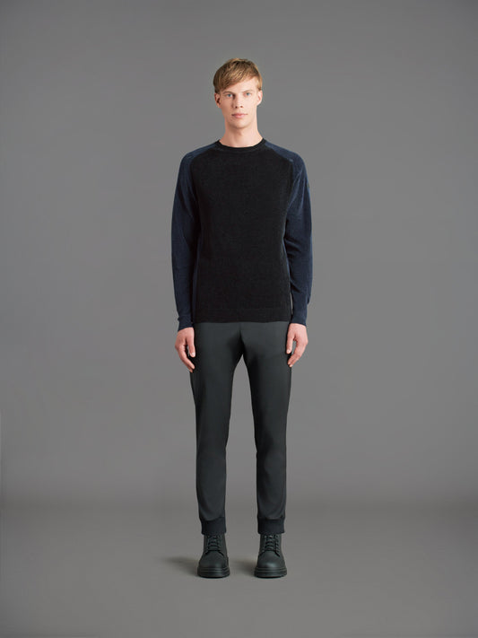 Velvet Block Sleeve Round Knit