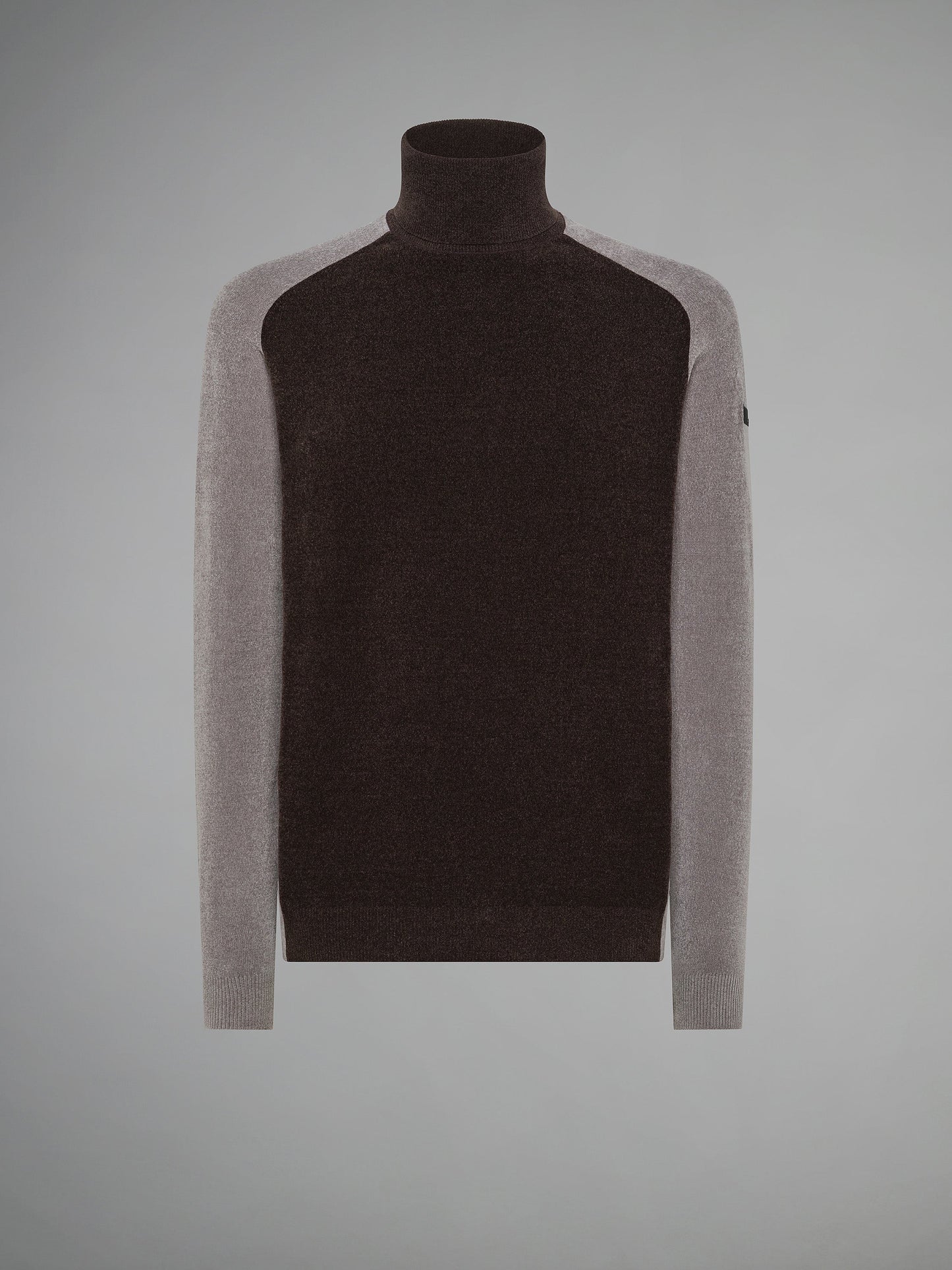 Velvet Block Sleeve Turtleneck Knit