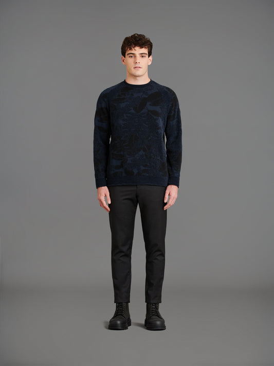 Velvet Dama Round Knit