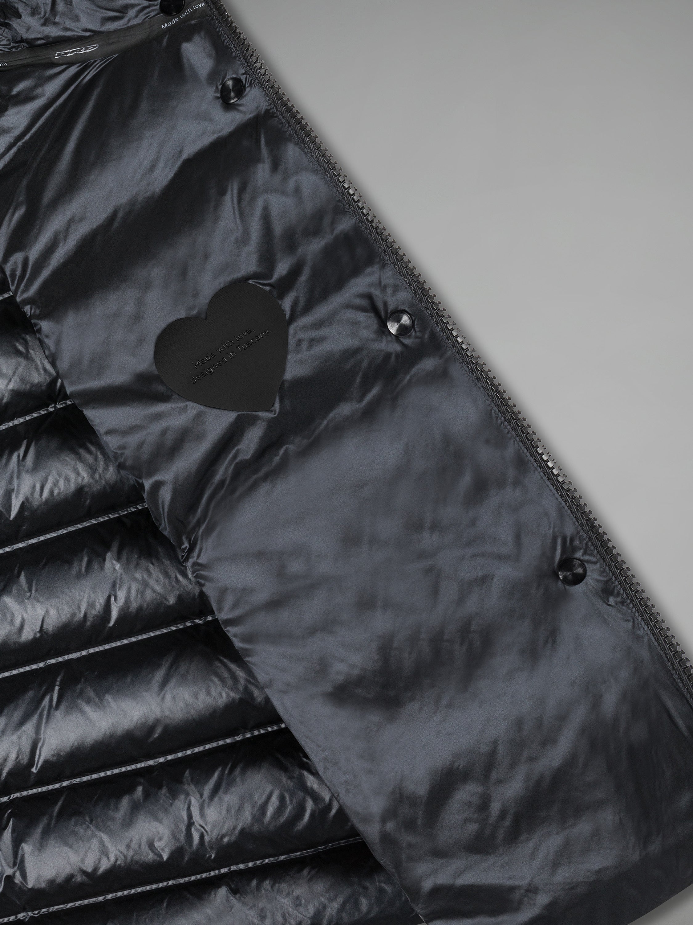 Superrduck! Sleeveless Hood Wom Jkt