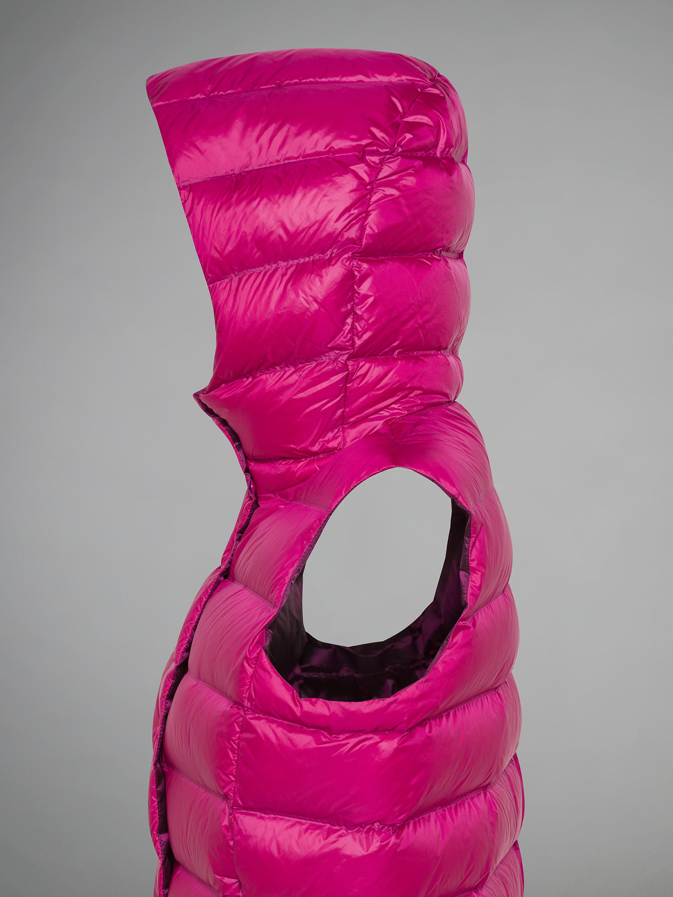 Superrduck! Sleeveless Hood Wom Jkt