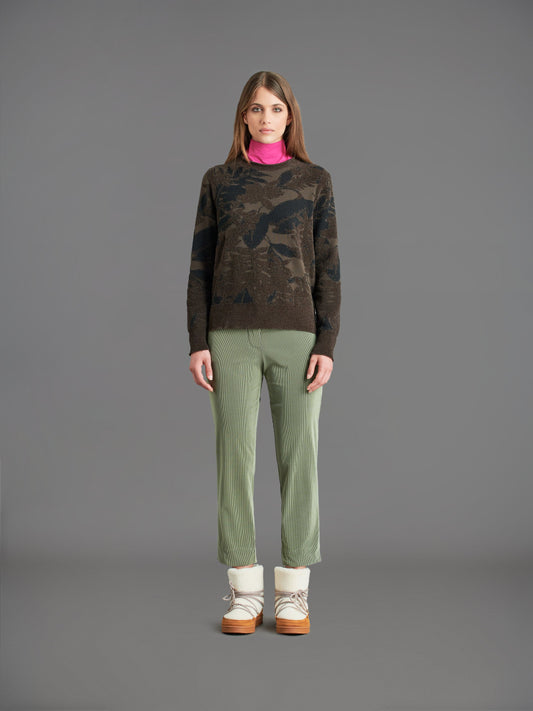 Velvet Dama Round Wom Knit