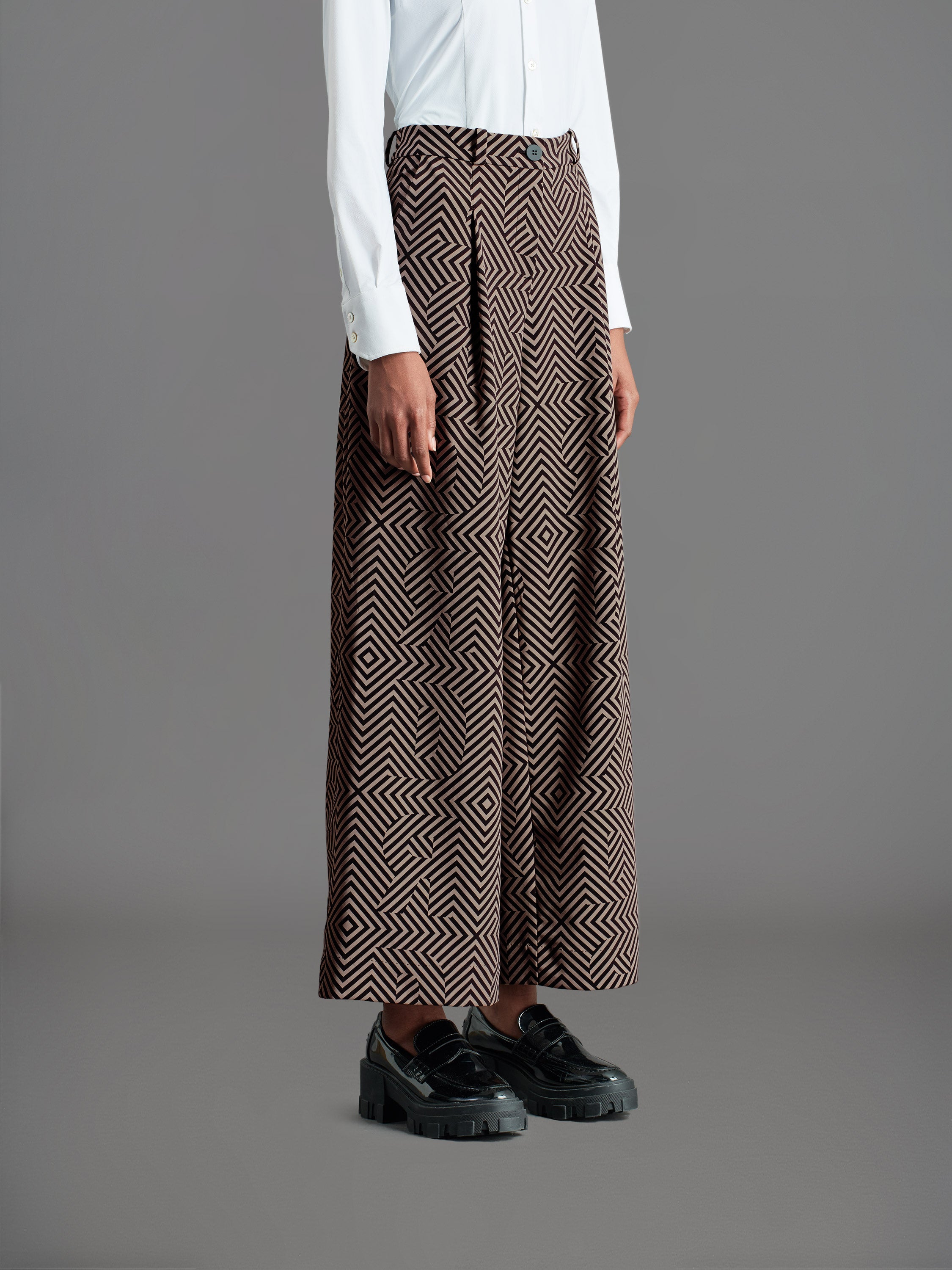 Razzle Dazzle Straight Wom Pant