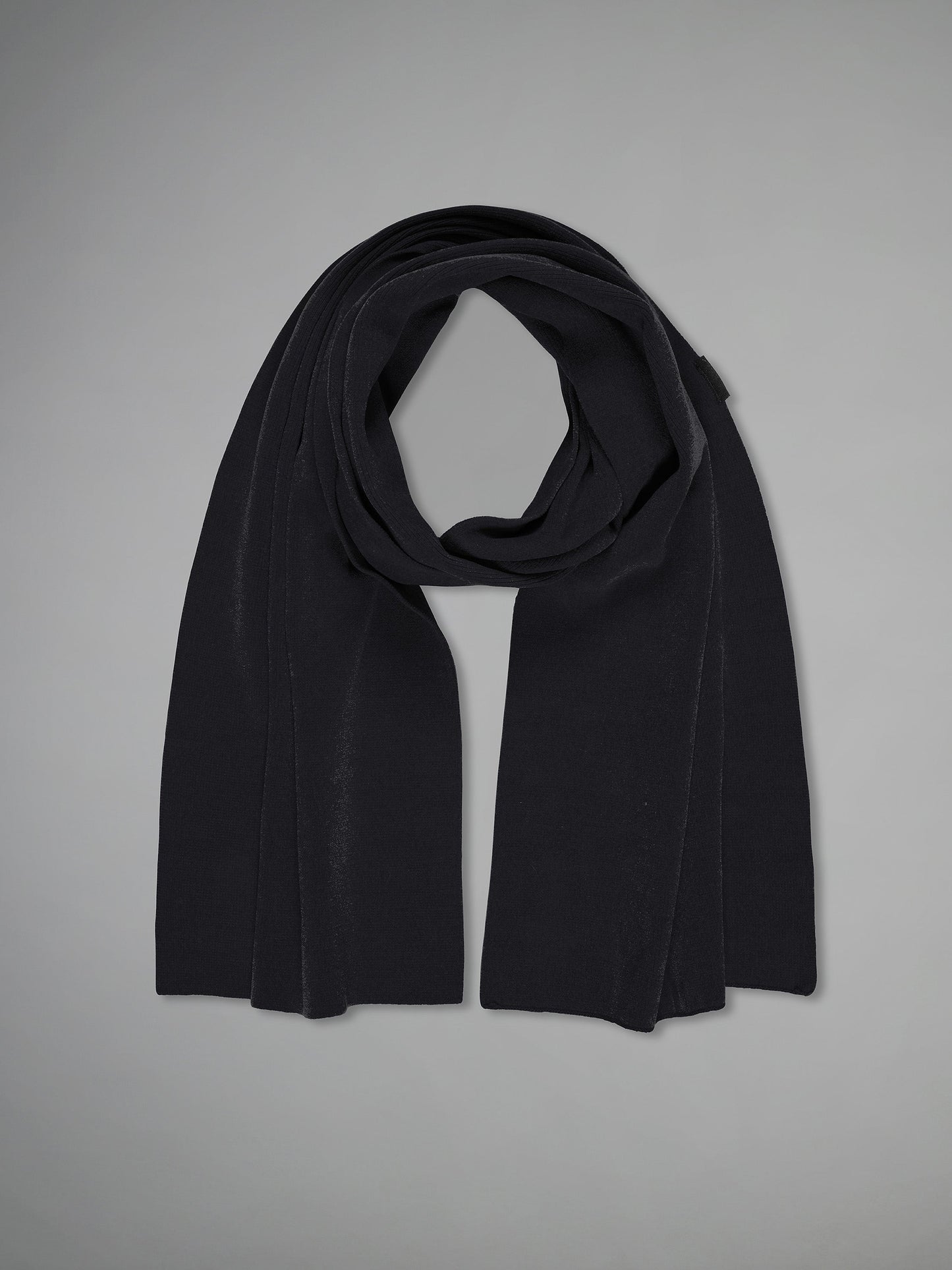 Velvet Vent Wom Scarf