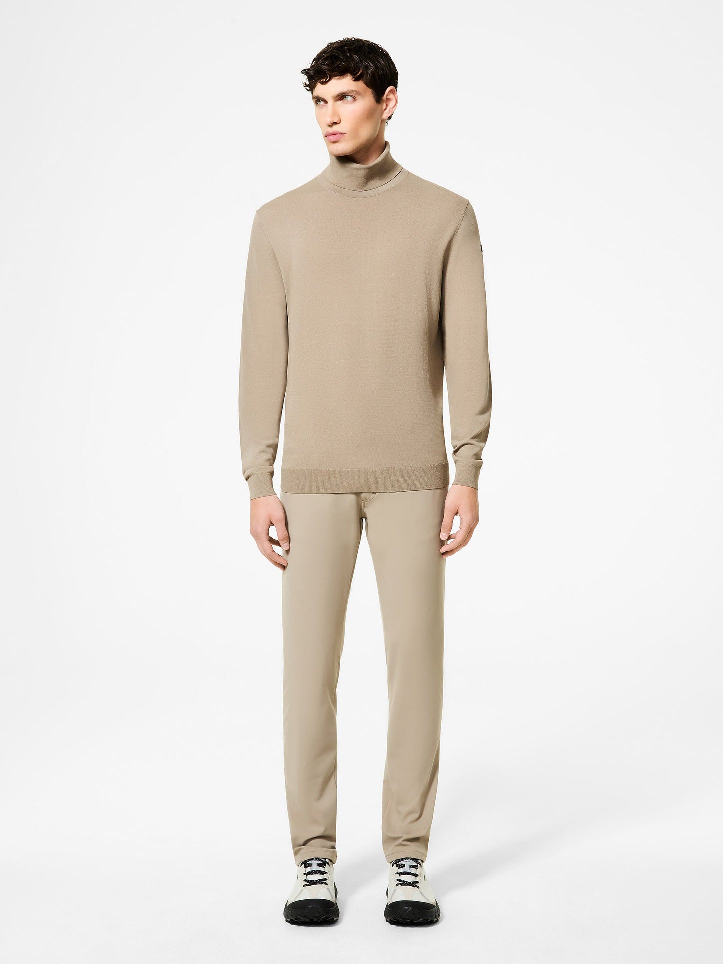 Maxell  Turtleneck Knit