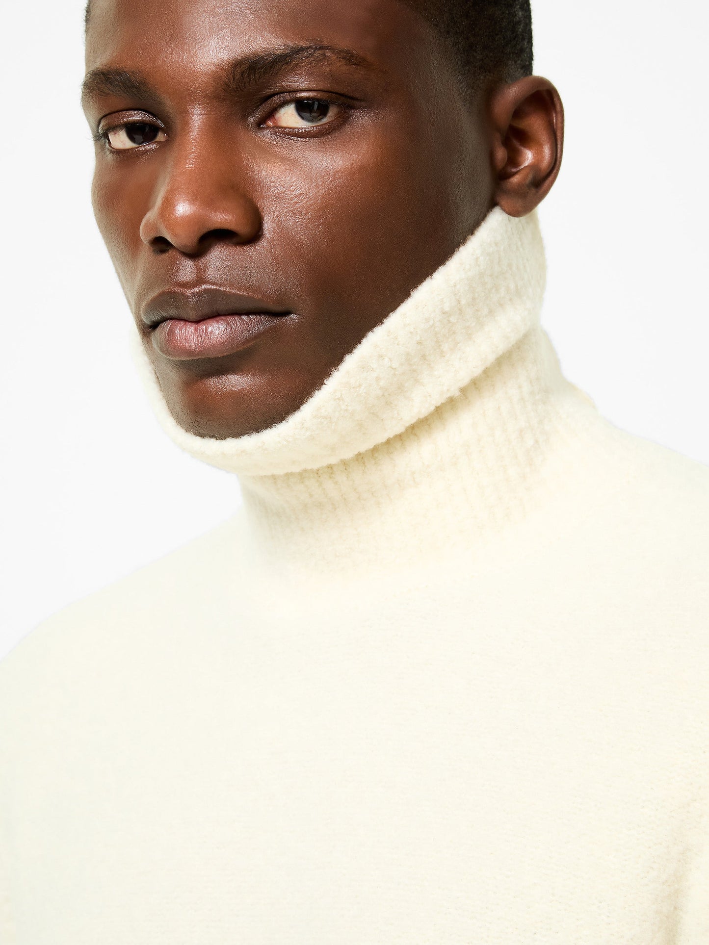Bouclè Turtleneck Knit