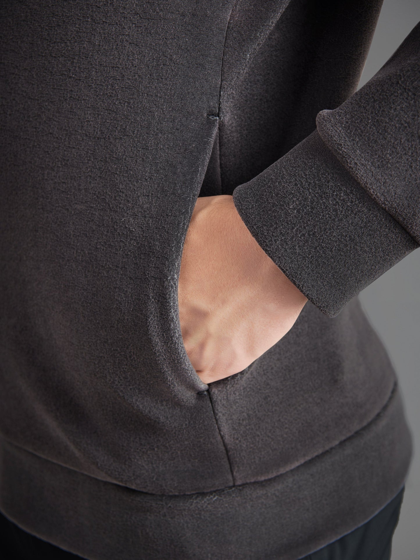 Velvet Round Fleece